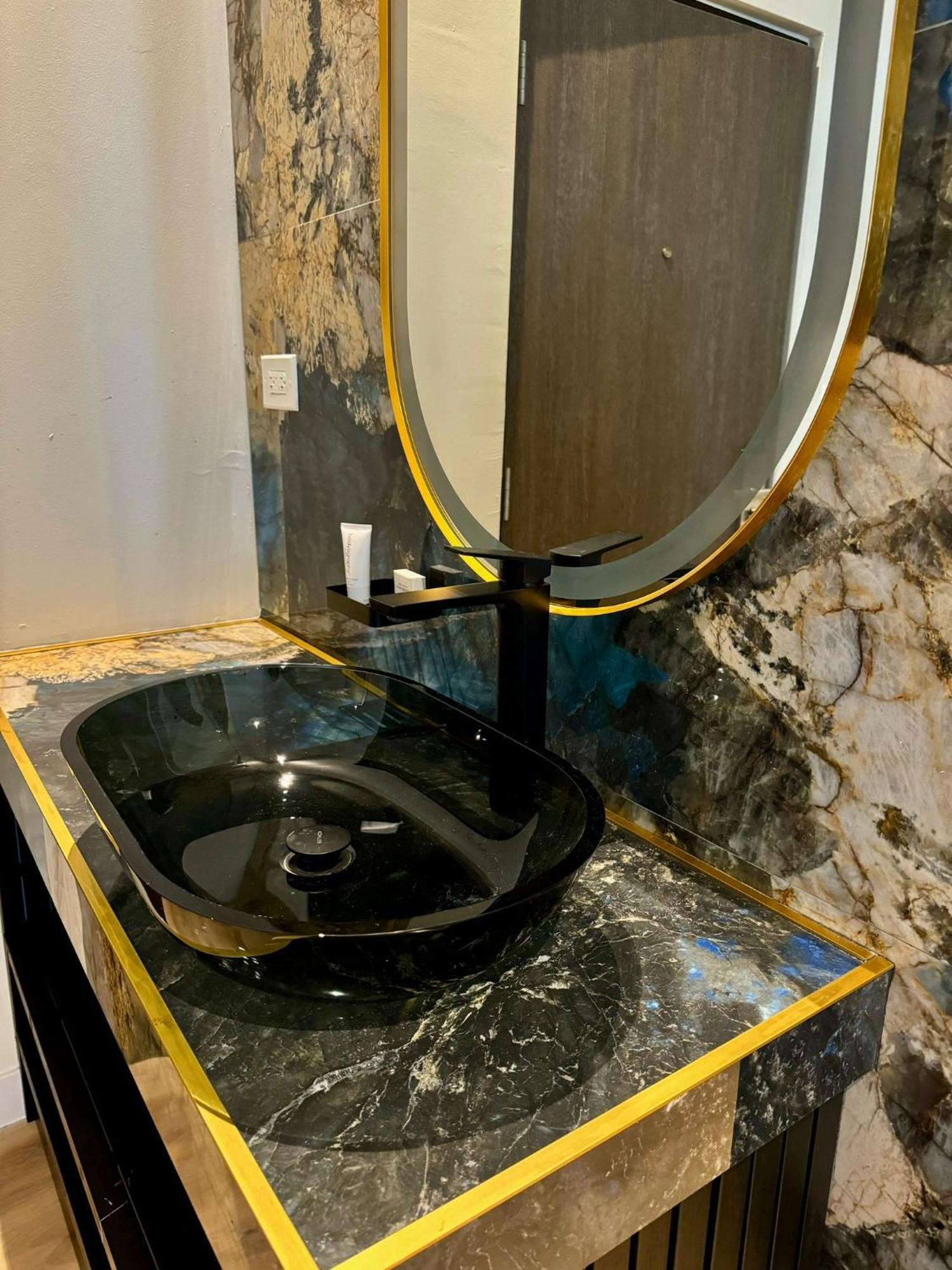 Metro Art Hotel San Juan Eksteriør bilde